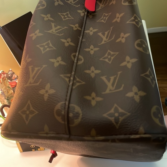 Sold / Louis Vuitton NeoNoe MM Monogram / Poppy in excellent condition - Picture 9 of 16
